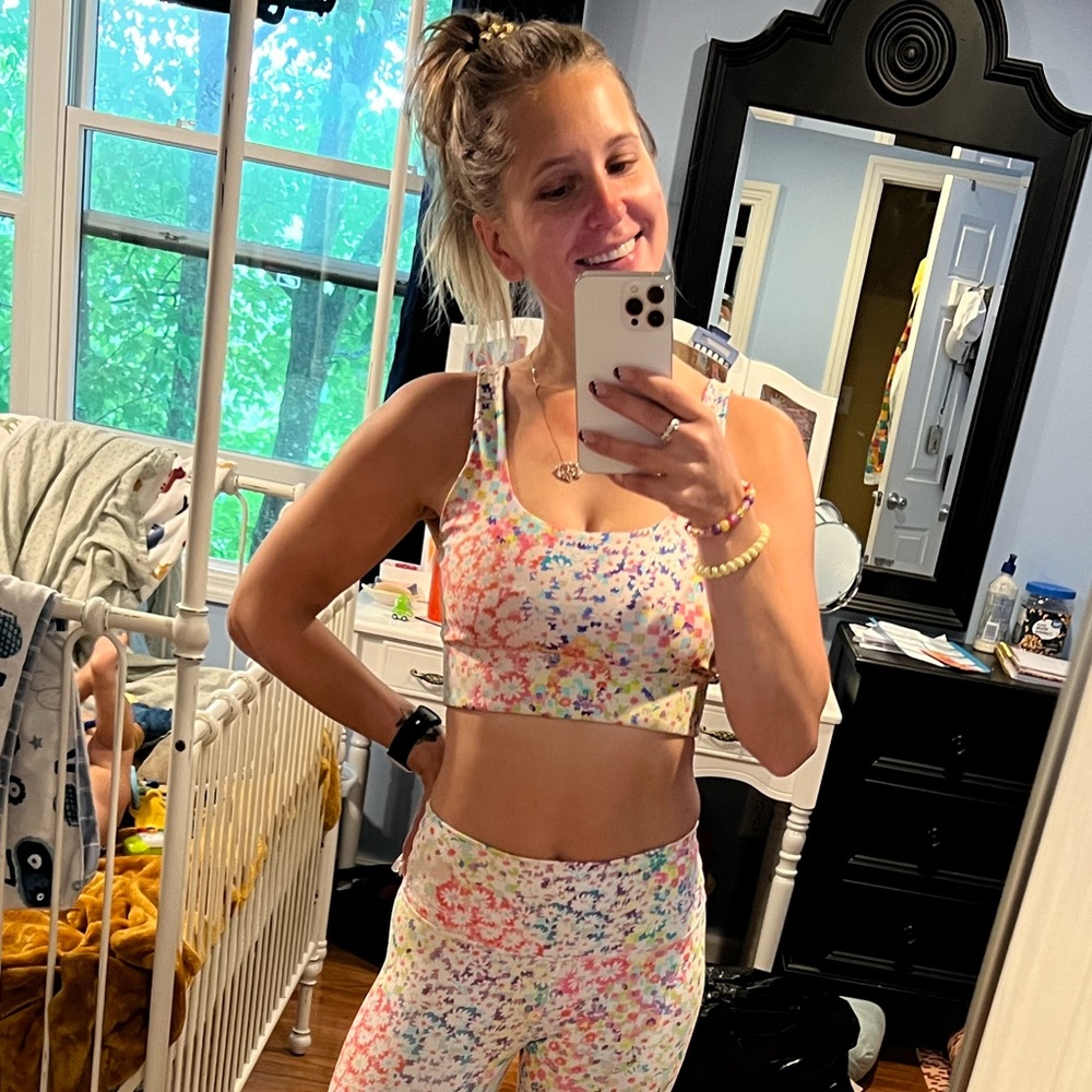 Fabletics Harlyn Midi Reversable Sports Bra